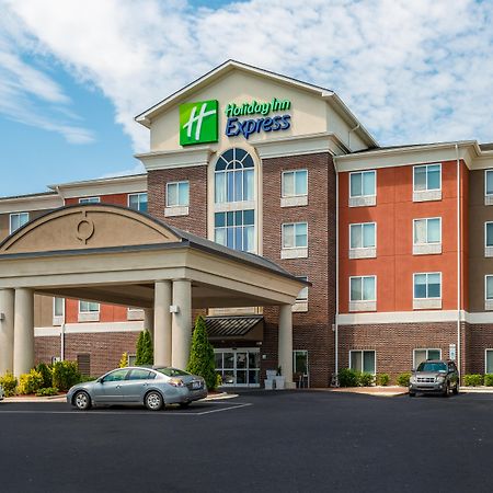 Holiday Inn Express & Suites Стейтсвил Екстериор снимка