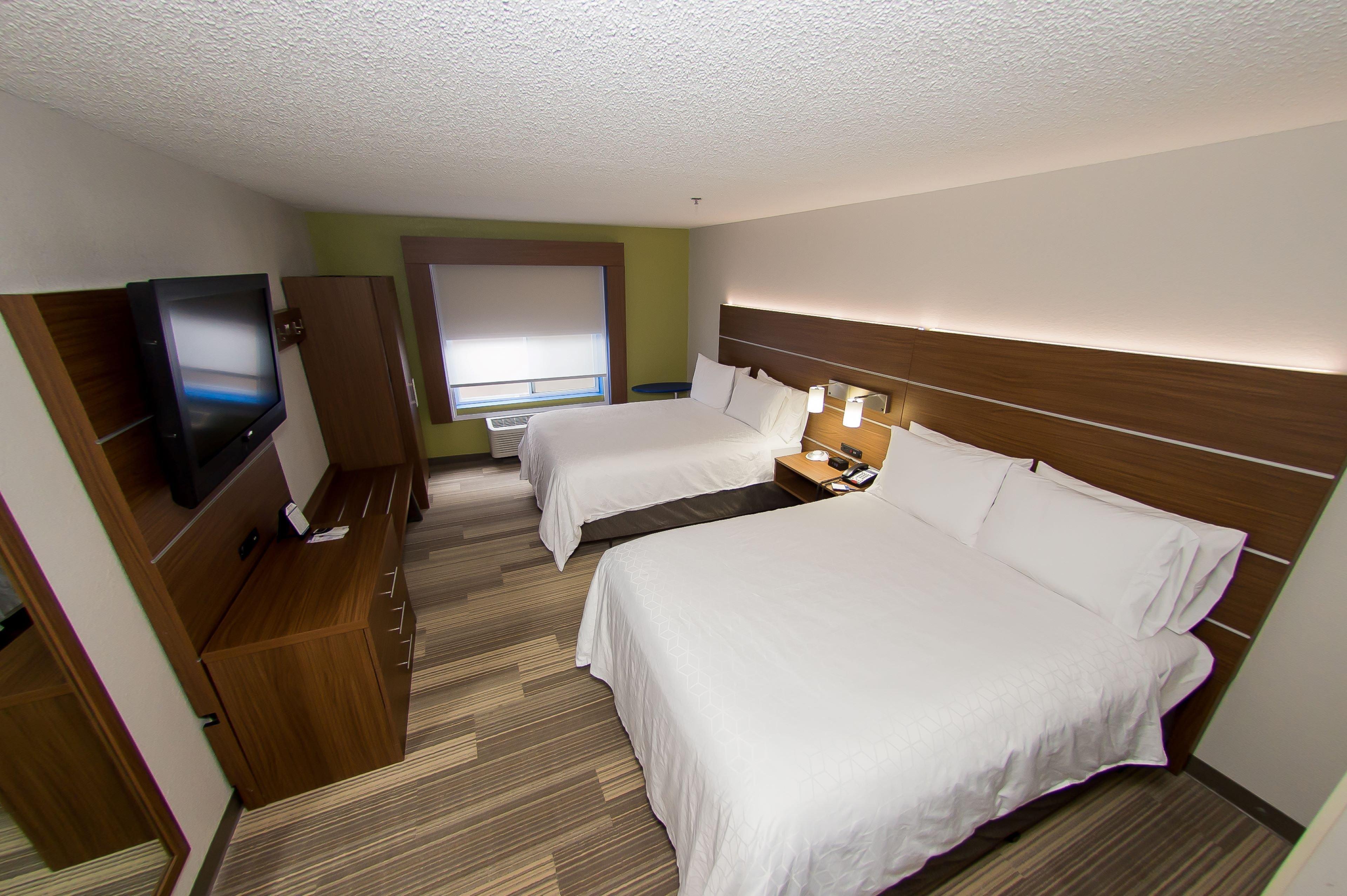 Holiday Inn Express & Suites Стейтсвил Екстериор снимка